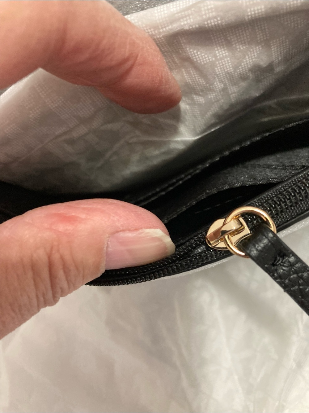 NWTS Michael Kors Crossbody Wallet - Picture 11 of 12